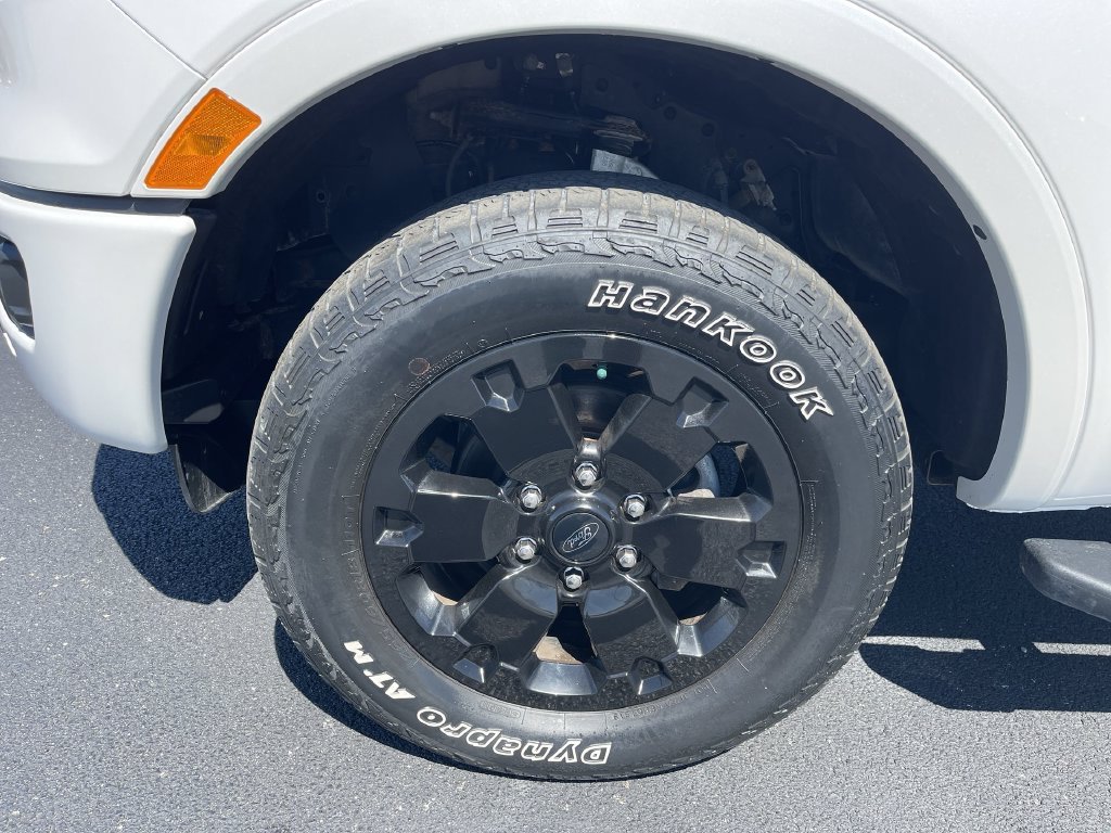 Used 2020 White Ford Lariat image 10