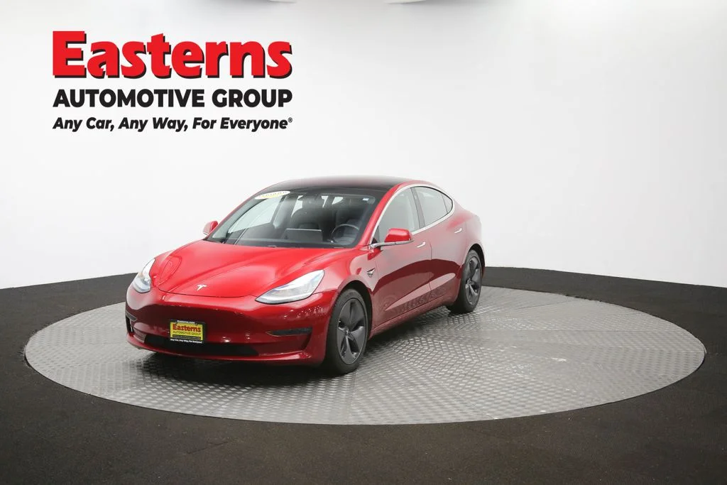 Used 2018 Red Tesla Long Range image 49