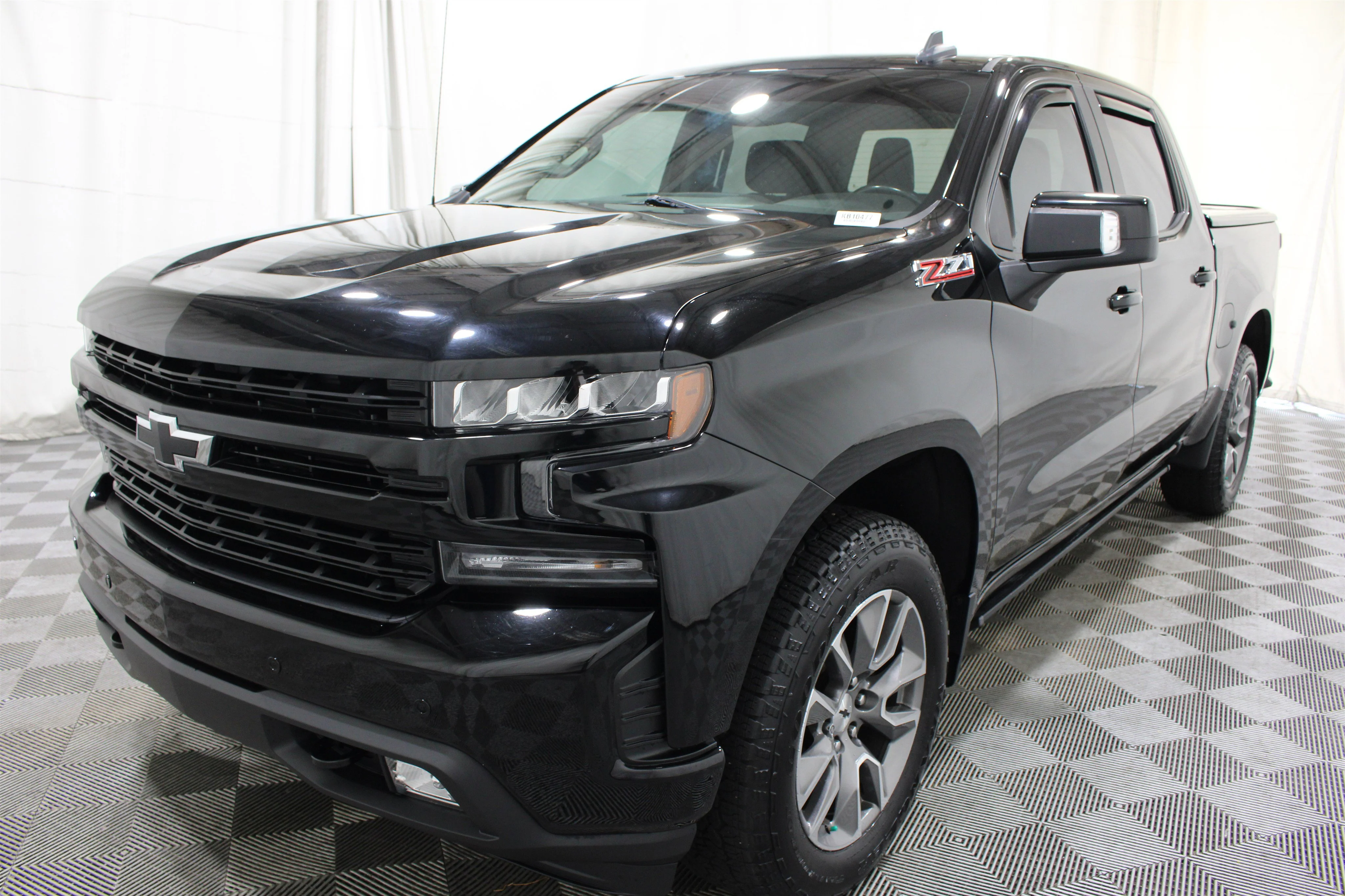 Used 2022 Black Chevrolet RST image 31