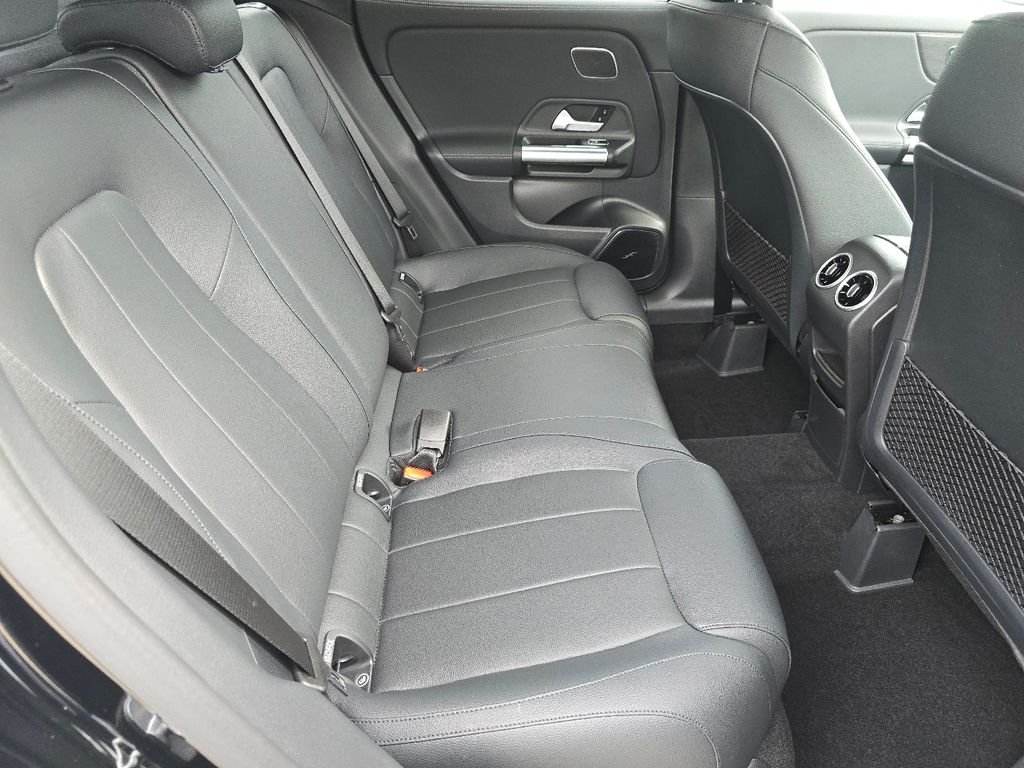 New 2026 Night Black Mercedes-Benz GLA 250 image 20