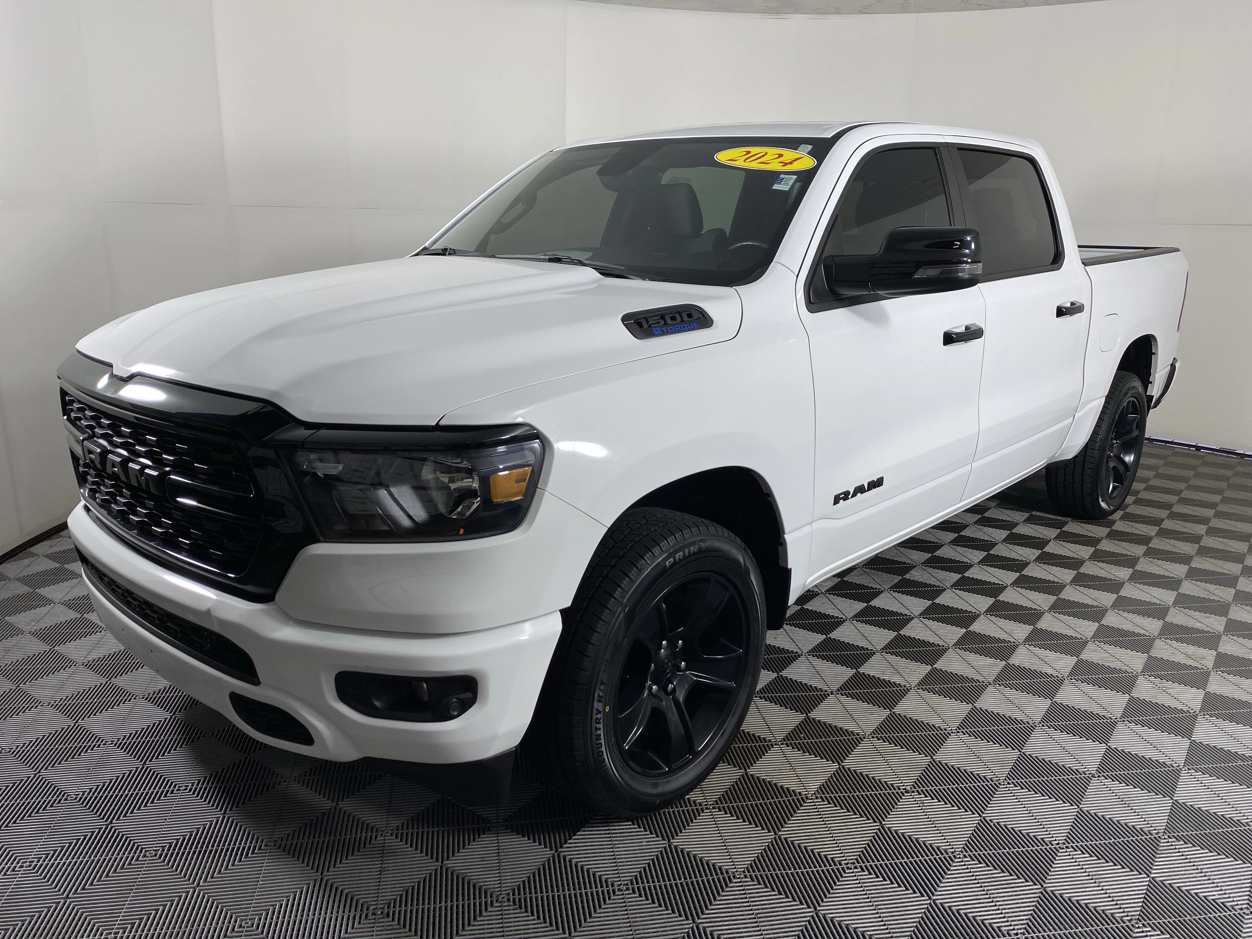 Used 2024 Bright White Clearcoat Ram Big Horn image 11
