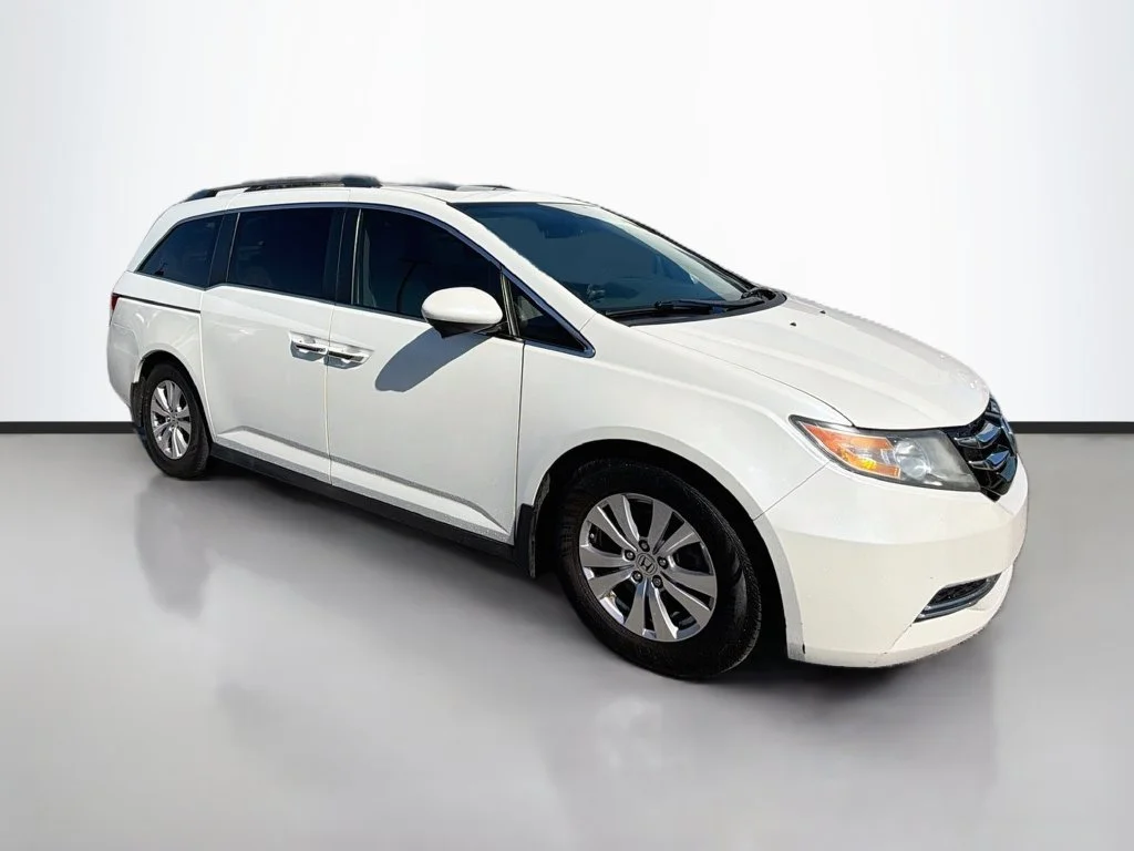 Used 2016 White Honda EX-L image 3