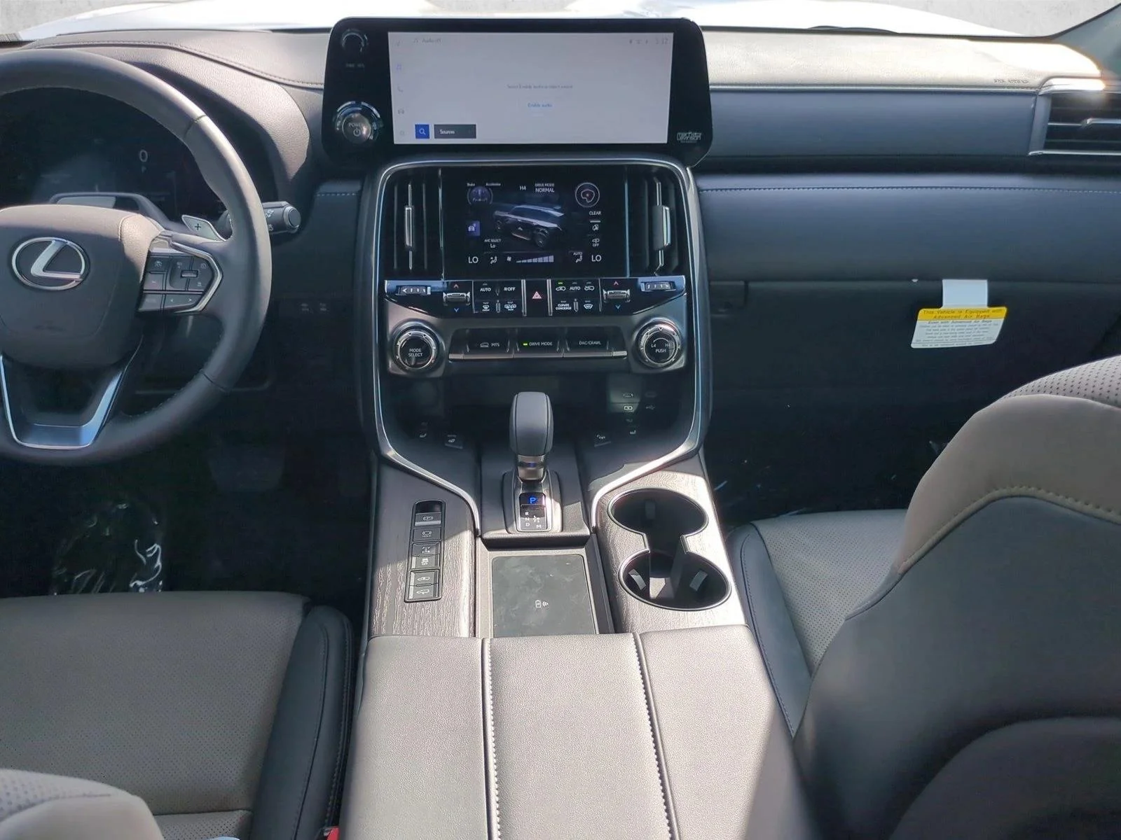 2025 Lexus LX 700h Overtrail - Photo 14