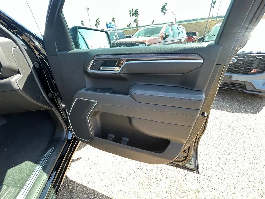 Used 2026 Black Chevrolet RST image 23