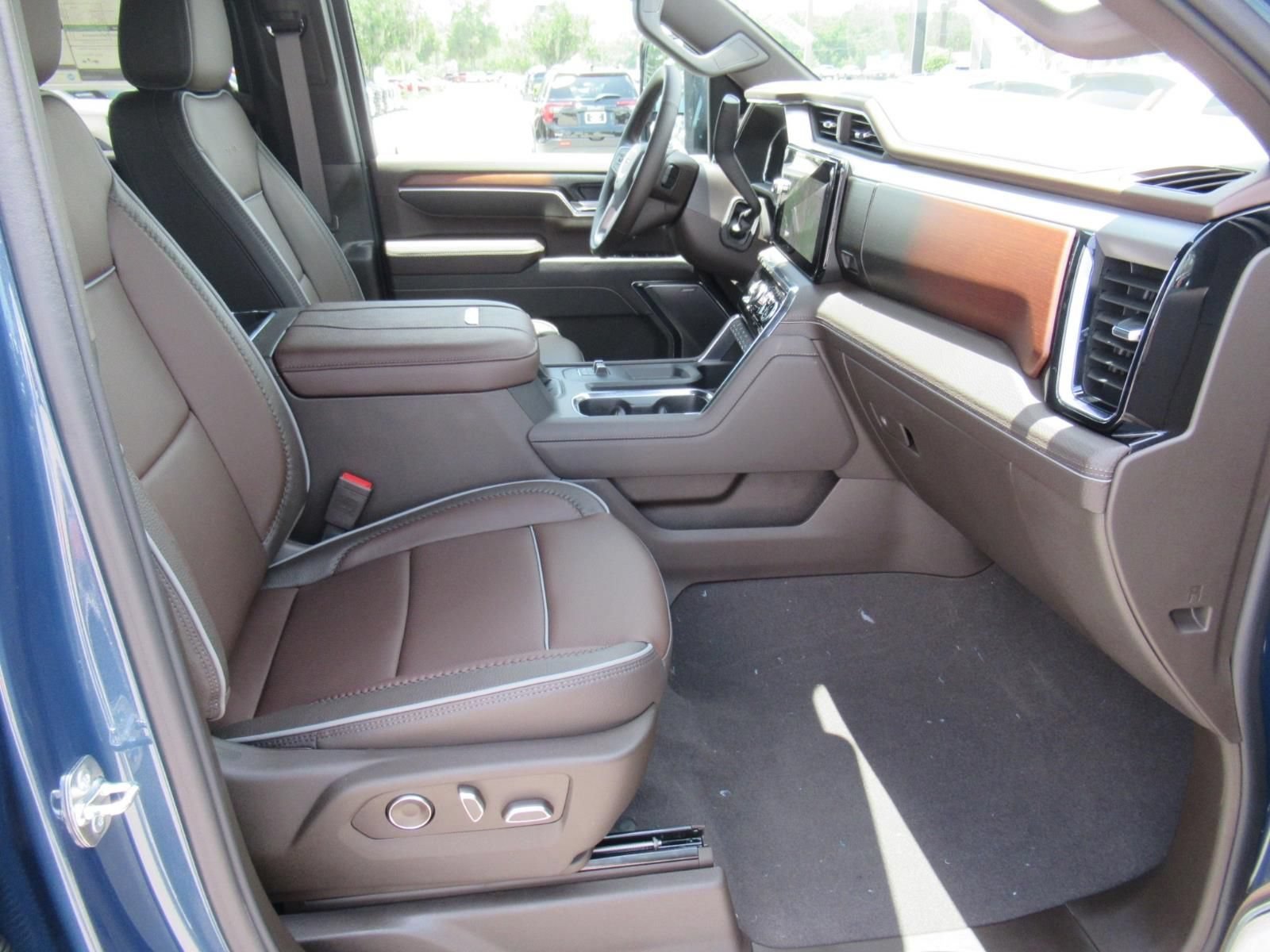 2026 GMC Sierra 2500HD Denali - Photo 11