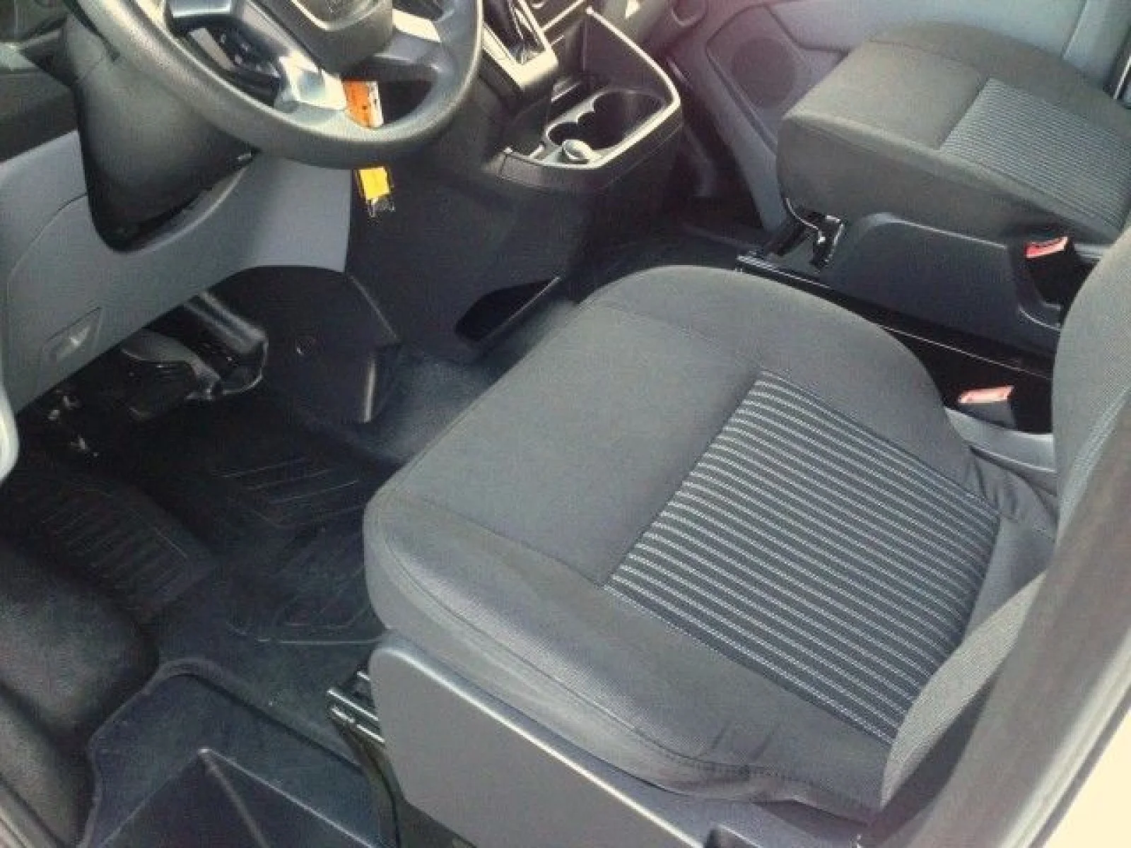 Used 2019 Oxford White Ford w/ rearCam image 34