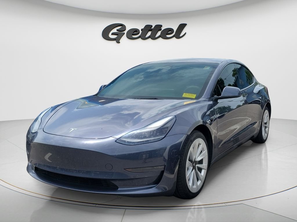 2022 Tesla Model 3 Long Range Dual Motor All-Wheel Drive's photo