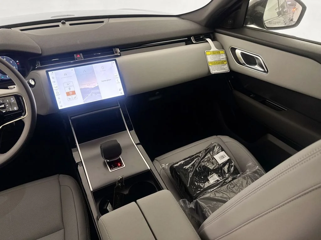 New 2026 Zadar Grey Land Rover S image 21