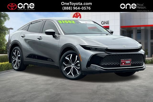 2023 Toyota Crown XLE AWD's photo