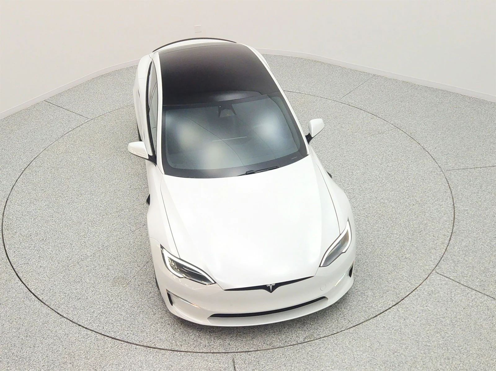 Used 2023 Pearl White Multi-Coat Tesla Plaid AWD image 23