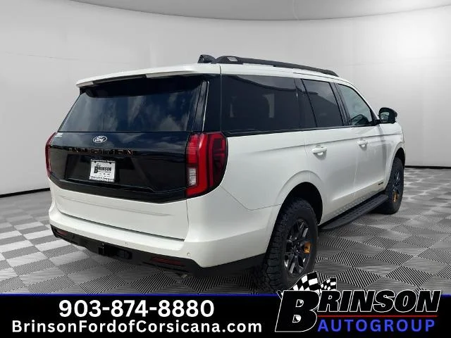 New 2027 Star White Metallic Tri-Coat Ford Tremor® image 27