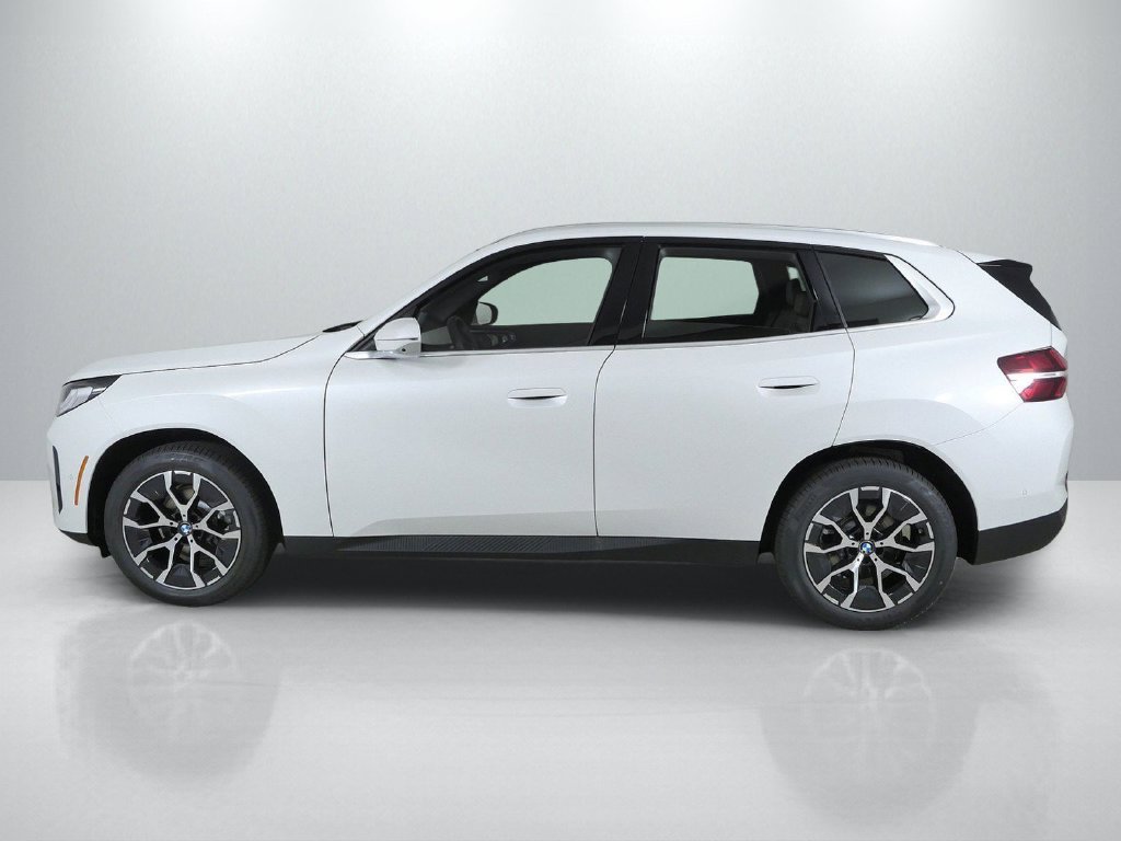 New 2026 Mineral White Metallic BMW 30 xDrive image 15