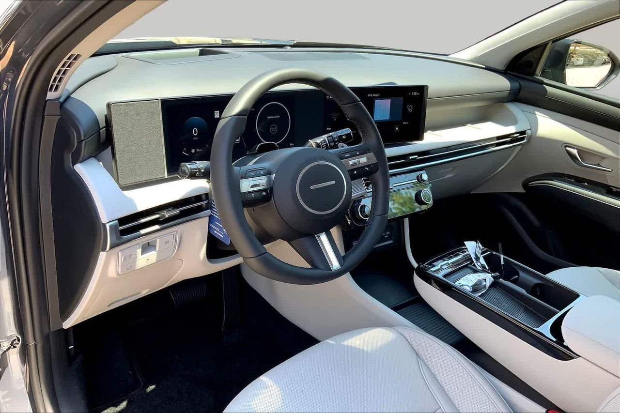 New 2026 Ecotronic Gray Hyundai Limited AWD image 9