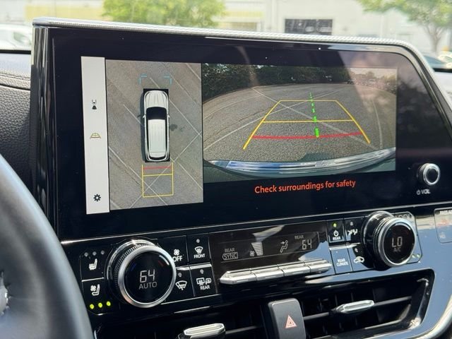 Used 2025  Toyota Platinum image 35
