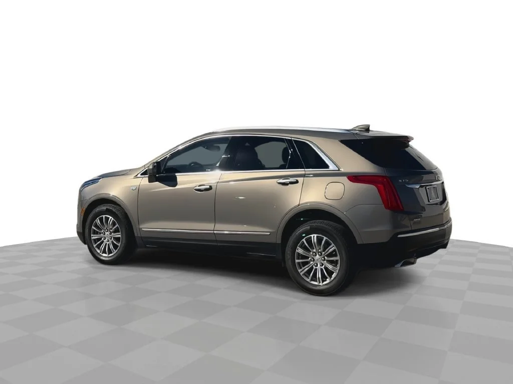 Used 2018 BRONZE DUNE METALLIC Cadillac Luxury AWD image 6