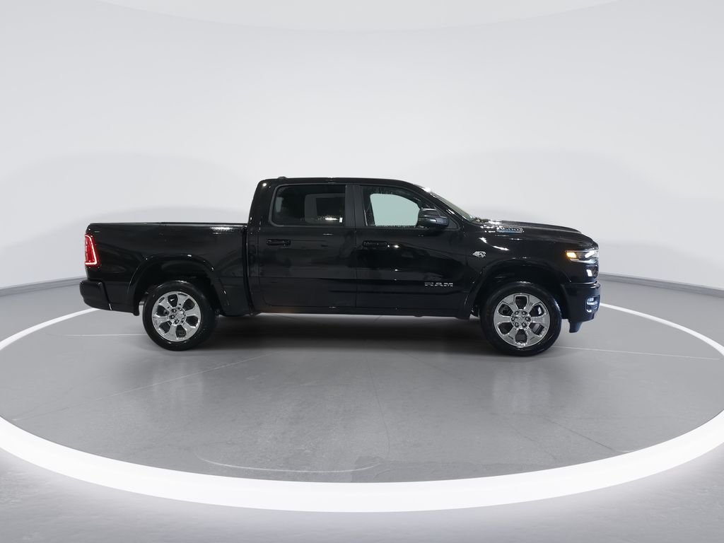 New 2026 Diamond Black Crystal Pearl-Coat Exterior Paint RAM Big Horn/Lone Star image 9