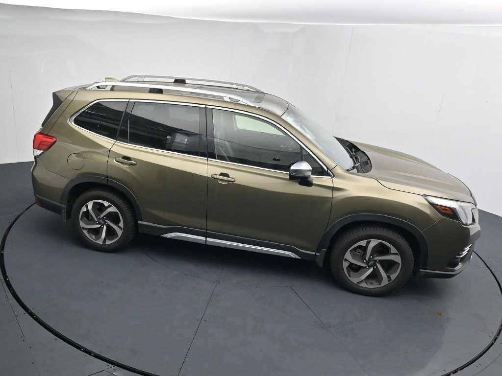 Used 2022 Brown Subaru Touring image 17