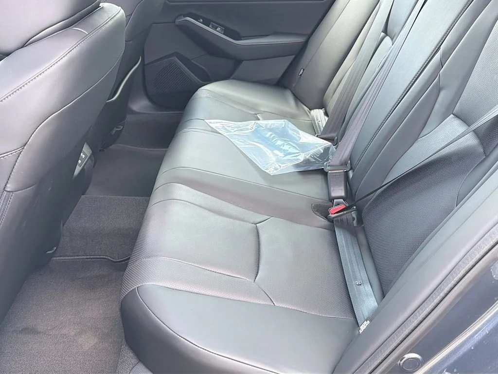 New 2026 Meteorite Gray Metallic Honda Touring image 18