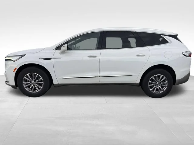 Used 2023 (Includes Satin Nickel lower exterior accent color.) Buick Essence image 2