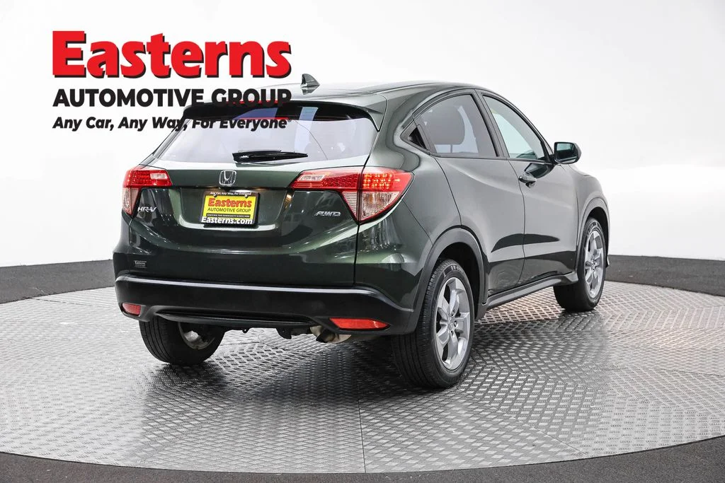 Used 2016 Green Honda LX image 5