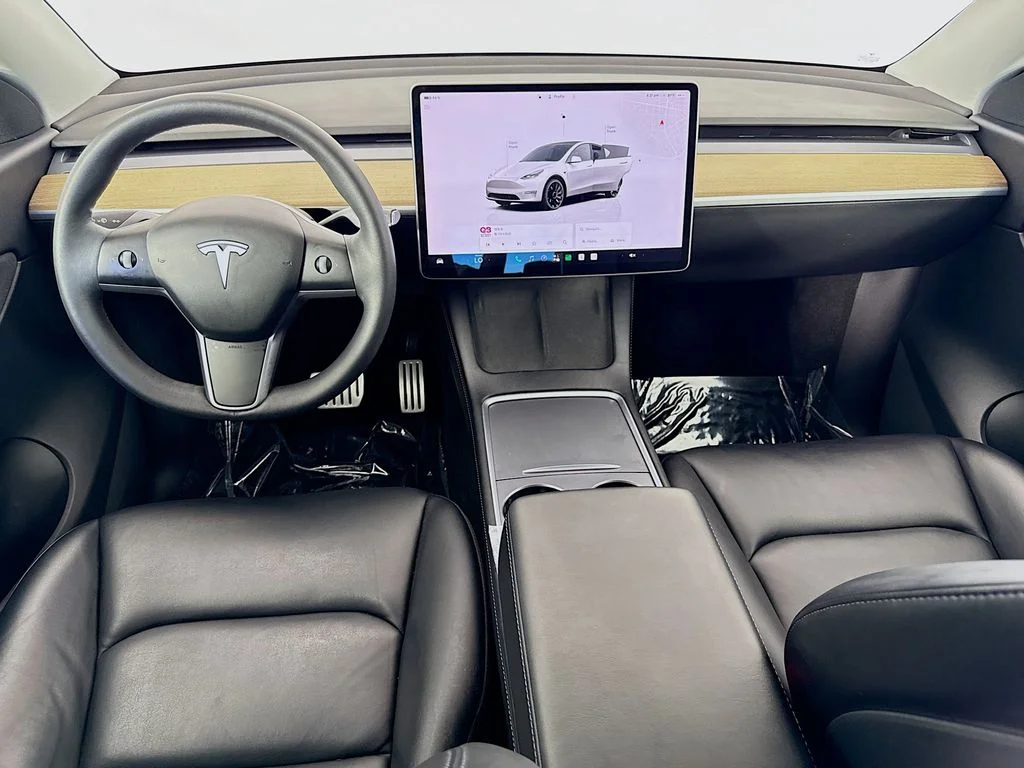 Used 2022 White Tesla Performance image 24
