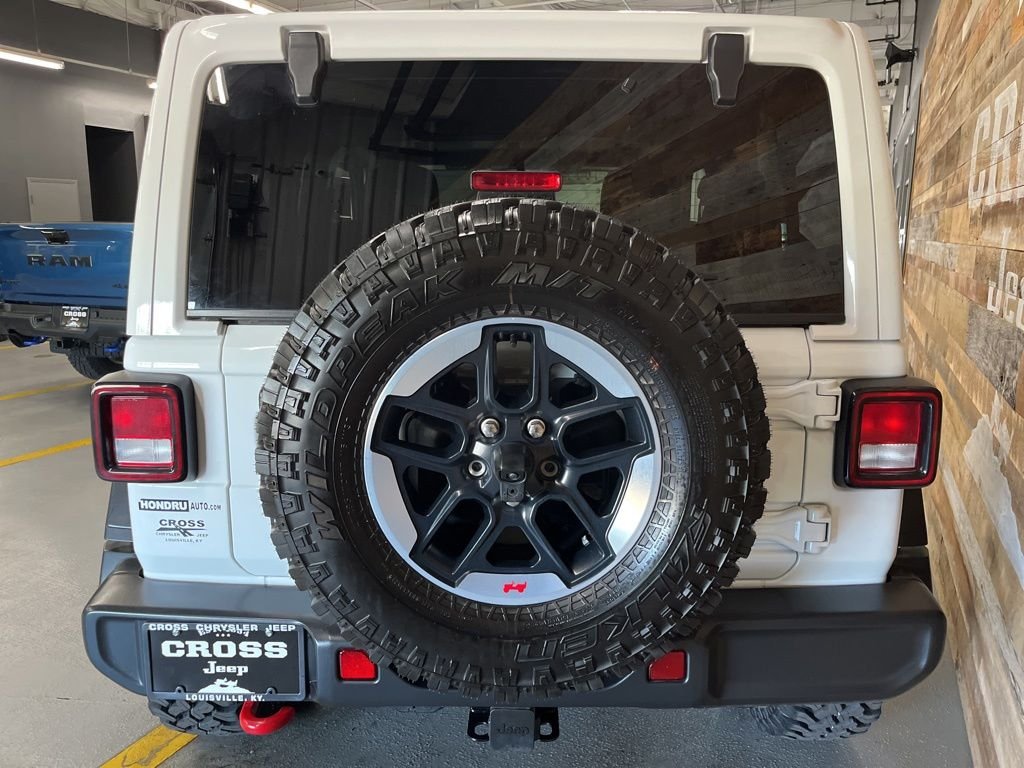 Used 2022 Bright White Clearcoat Jeep Rubicon image 24