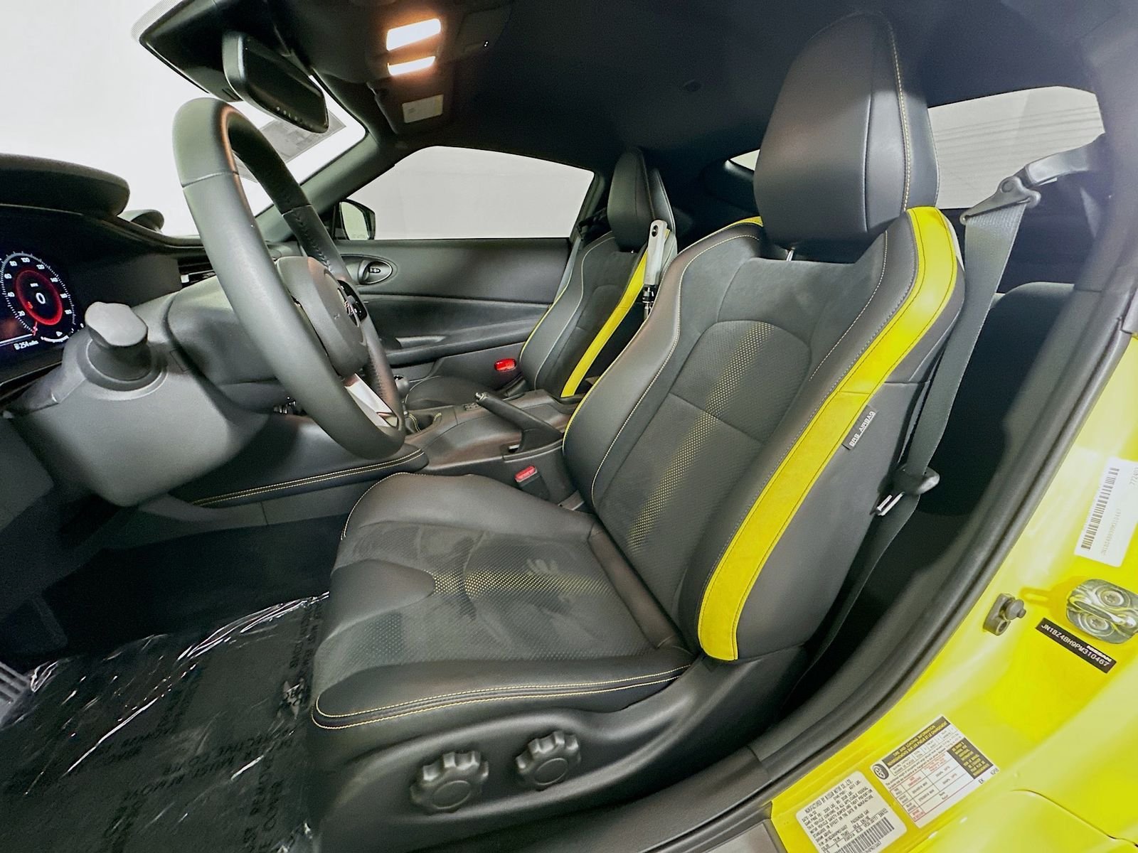 Used 2023 Yellow Pearl Nissan Proto Spec image 22