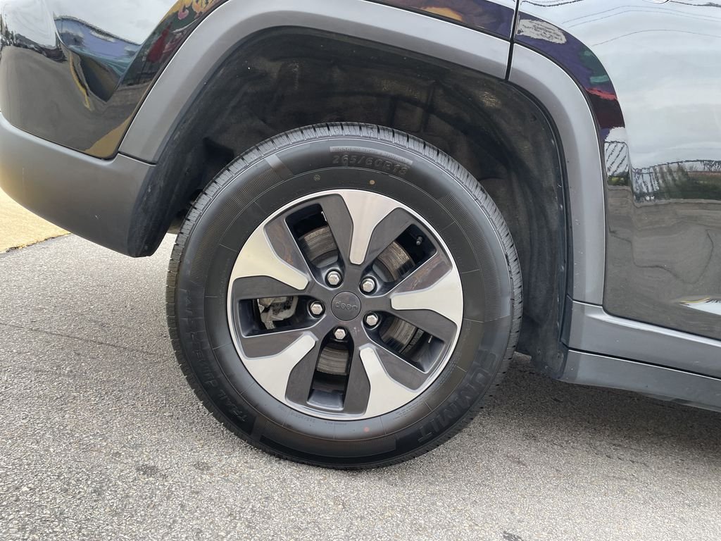 Certified Used 2024 Black Jeep 4xe image 12