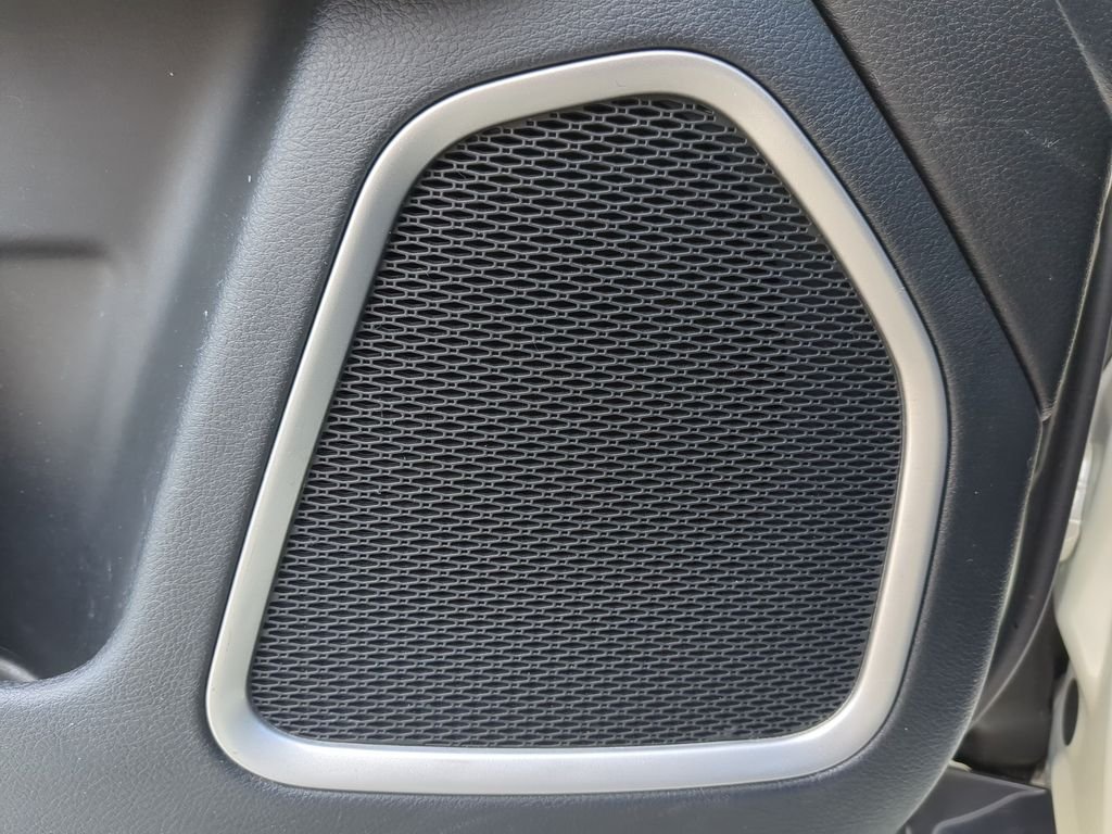 Used 2021 White Jeep Limited image 18