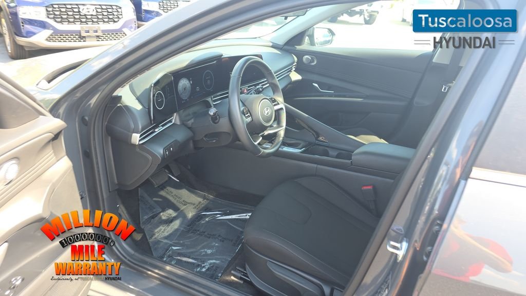 Certified Used 2025 Gray Hyundai SEL Convenience image 23