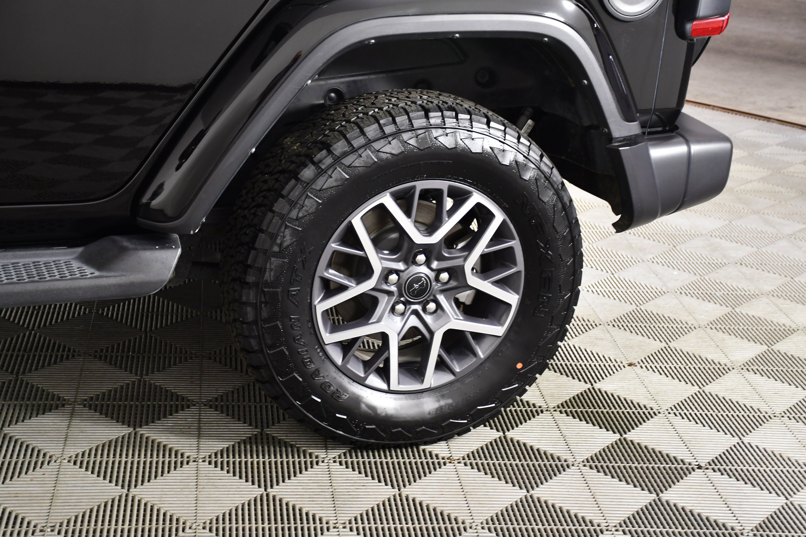 Used 2024 Black Clearcoat Jeep Sahara image 51