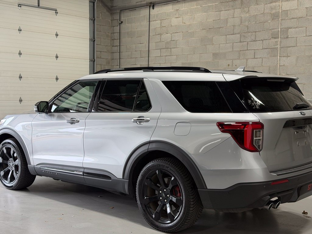 Used 2020 Silver Ford ST image 3