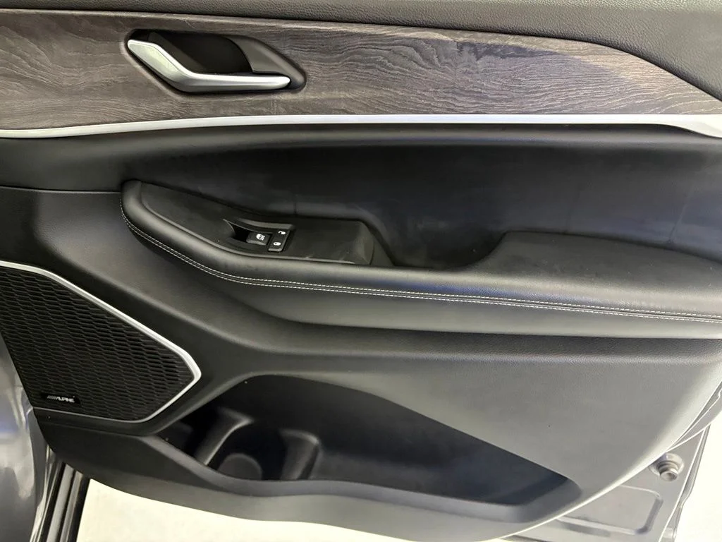Used 2022 Gray Jeep Limited image 43