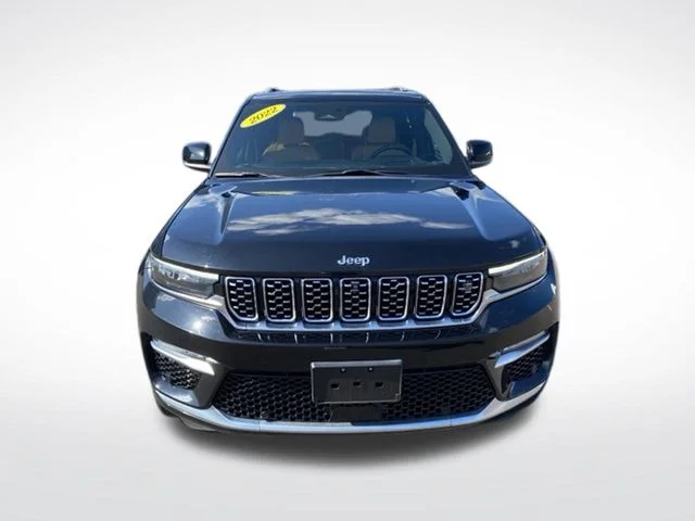 Used 2022 Black Jeep Summit image 11
