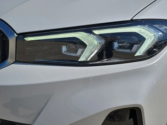 Used 2024 White BMW 330i xDrive image 34