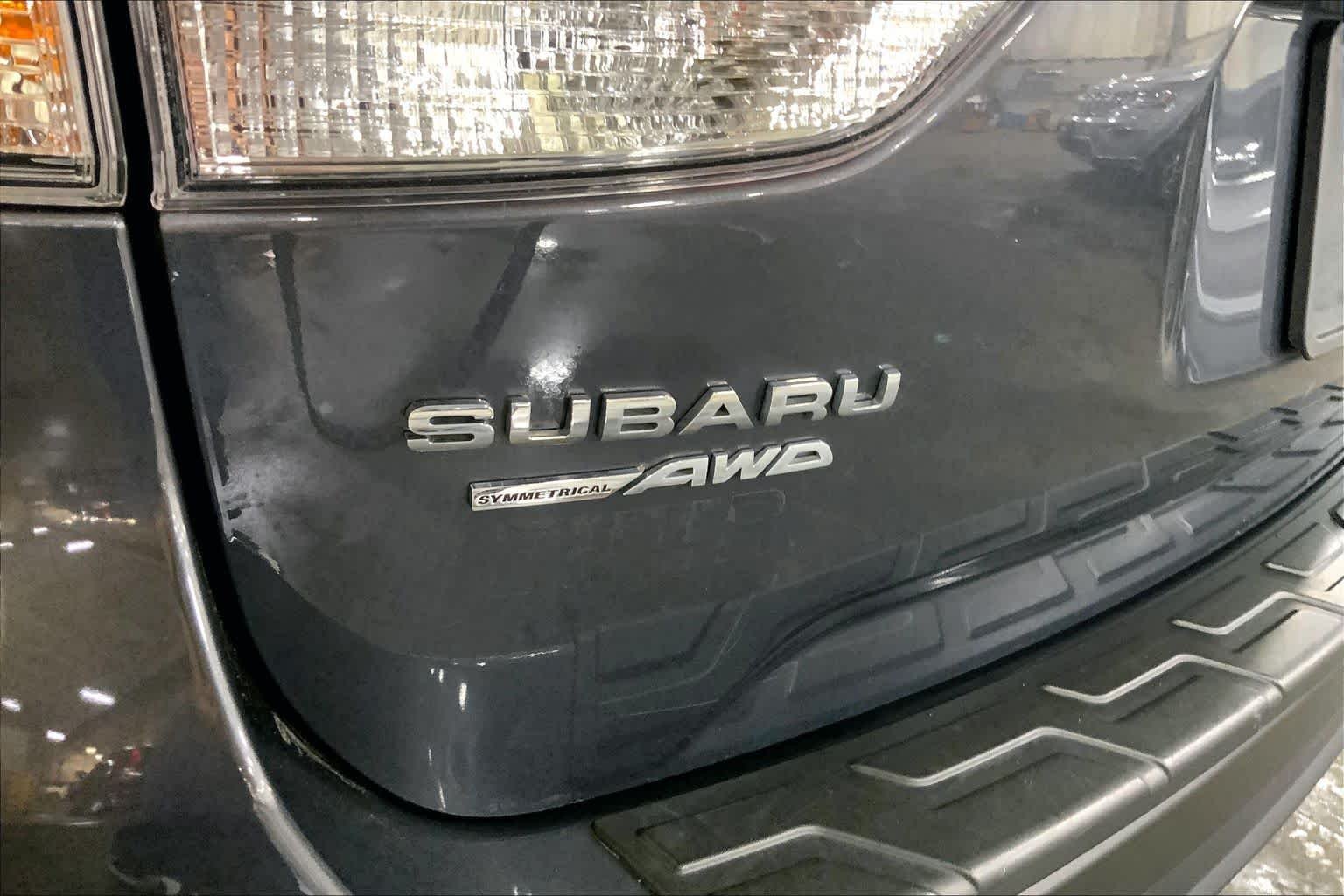 Used 2022 Magnetite Gray Metallic Subaru Premium image 31