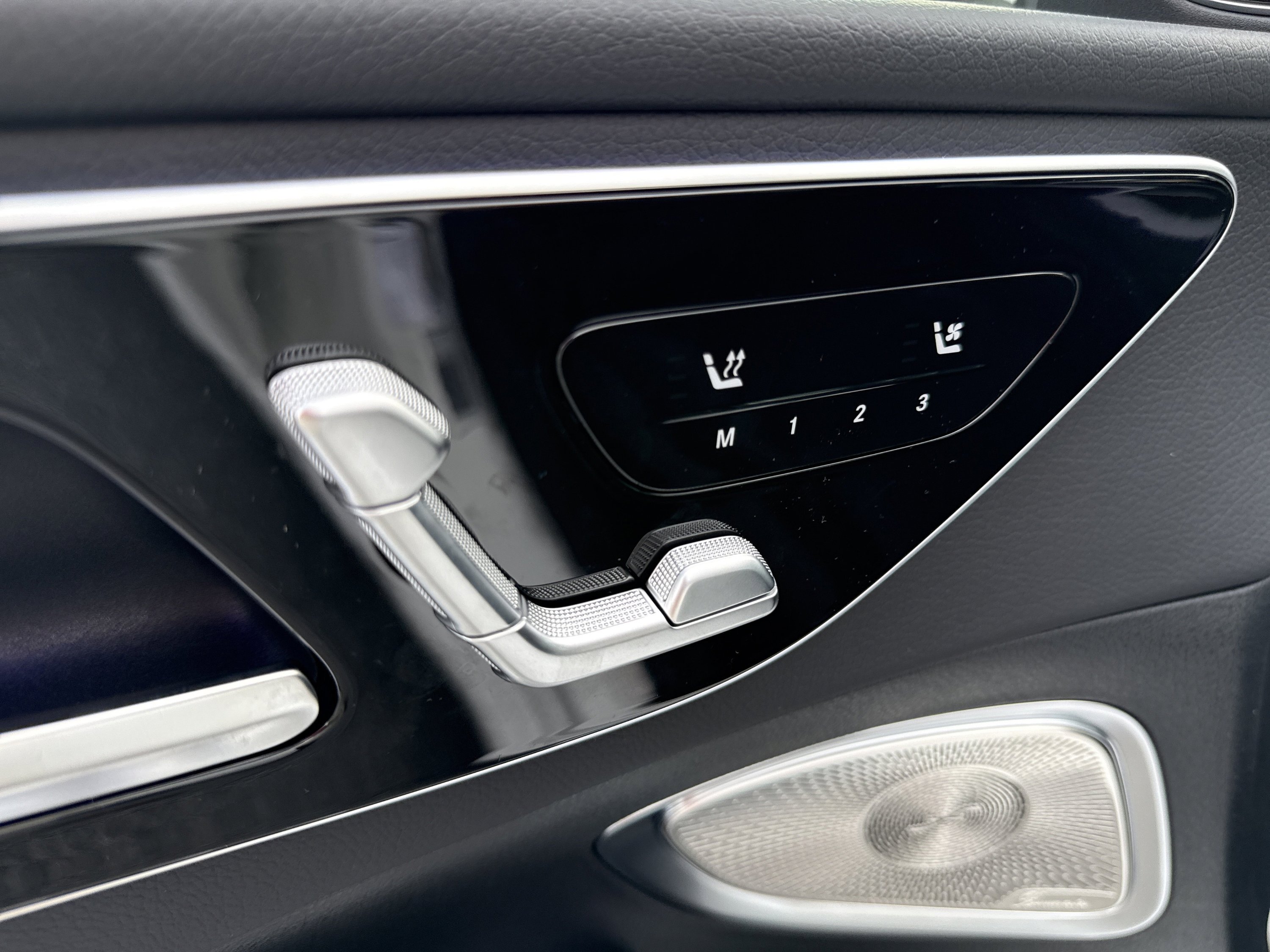 New 2026 Polar White Mercedes-Benz C 300 image 17