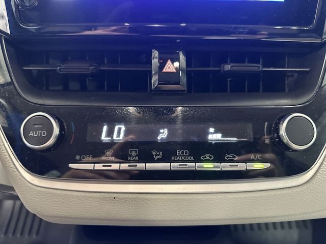 Used 2023 White Toyota LE image 21