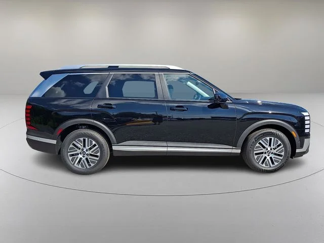 New 2026 Black Hyundai SEL Premium image 5