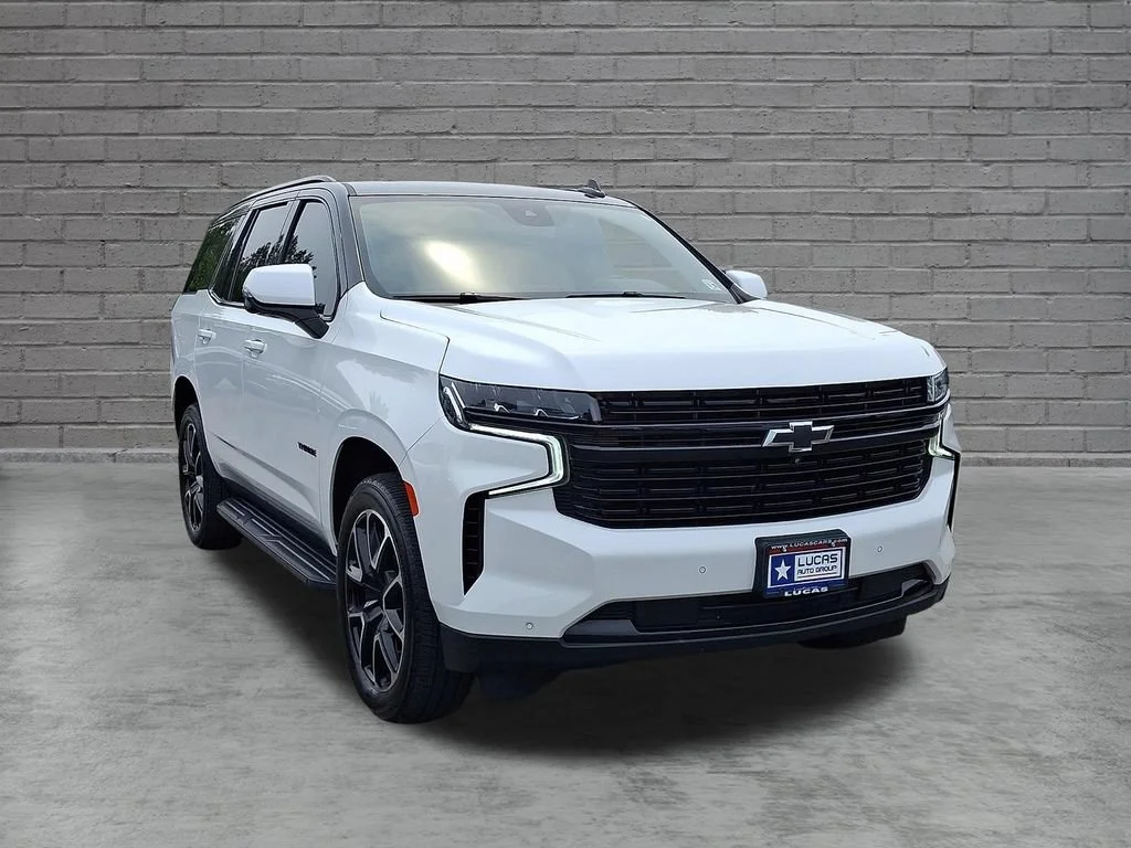 Used 2024 Summit White Chevrolet RST image 2