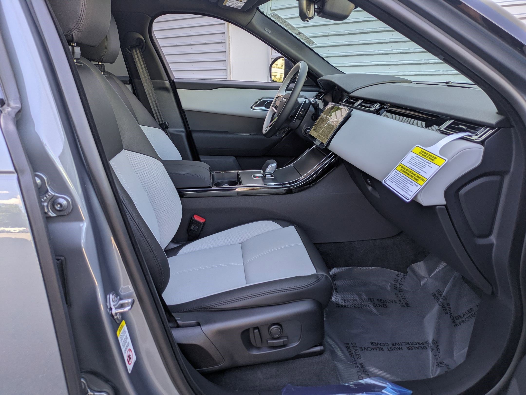 New 2026 Zadar Grey Land Rover P250 S image 32