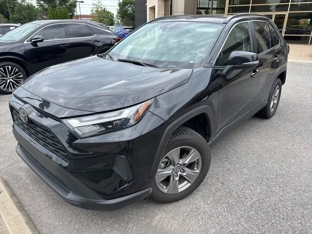 Used 2024 Black Toyota XLE image 3