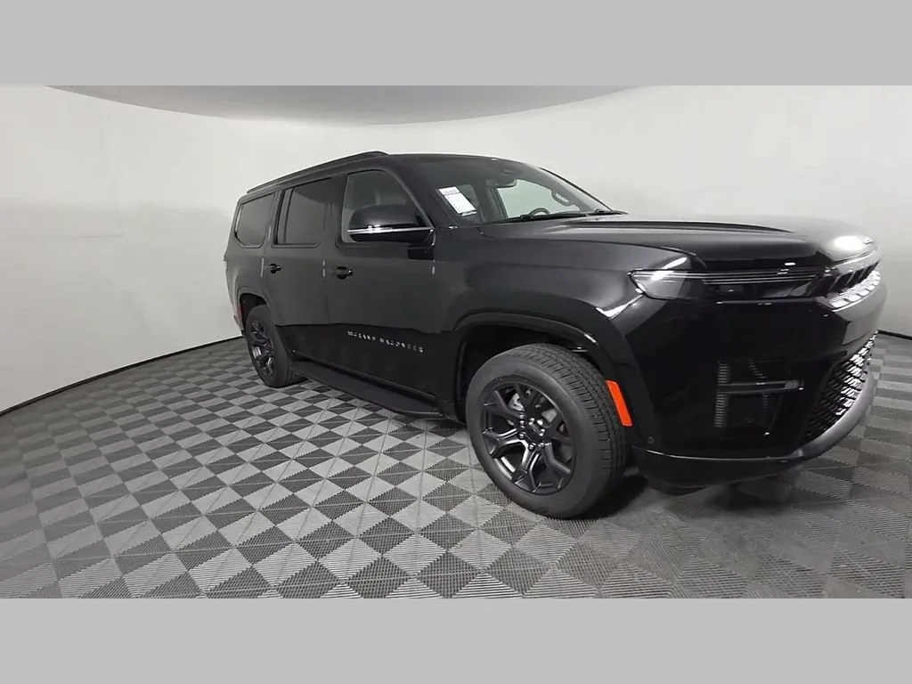 New 2026 High Gloss Black Exterior Paint Jeep Limited Altitude image 47