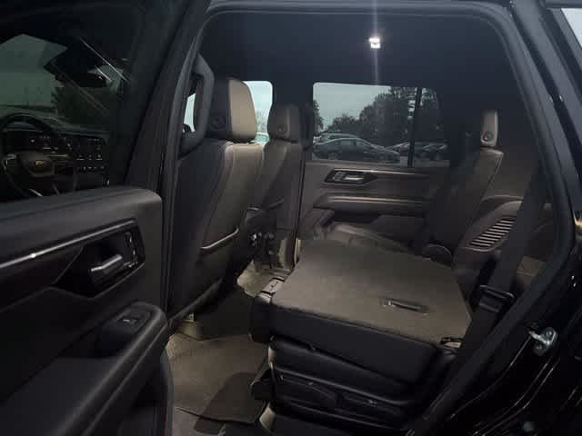 Used 2025 Black Chevrolet LT image 18