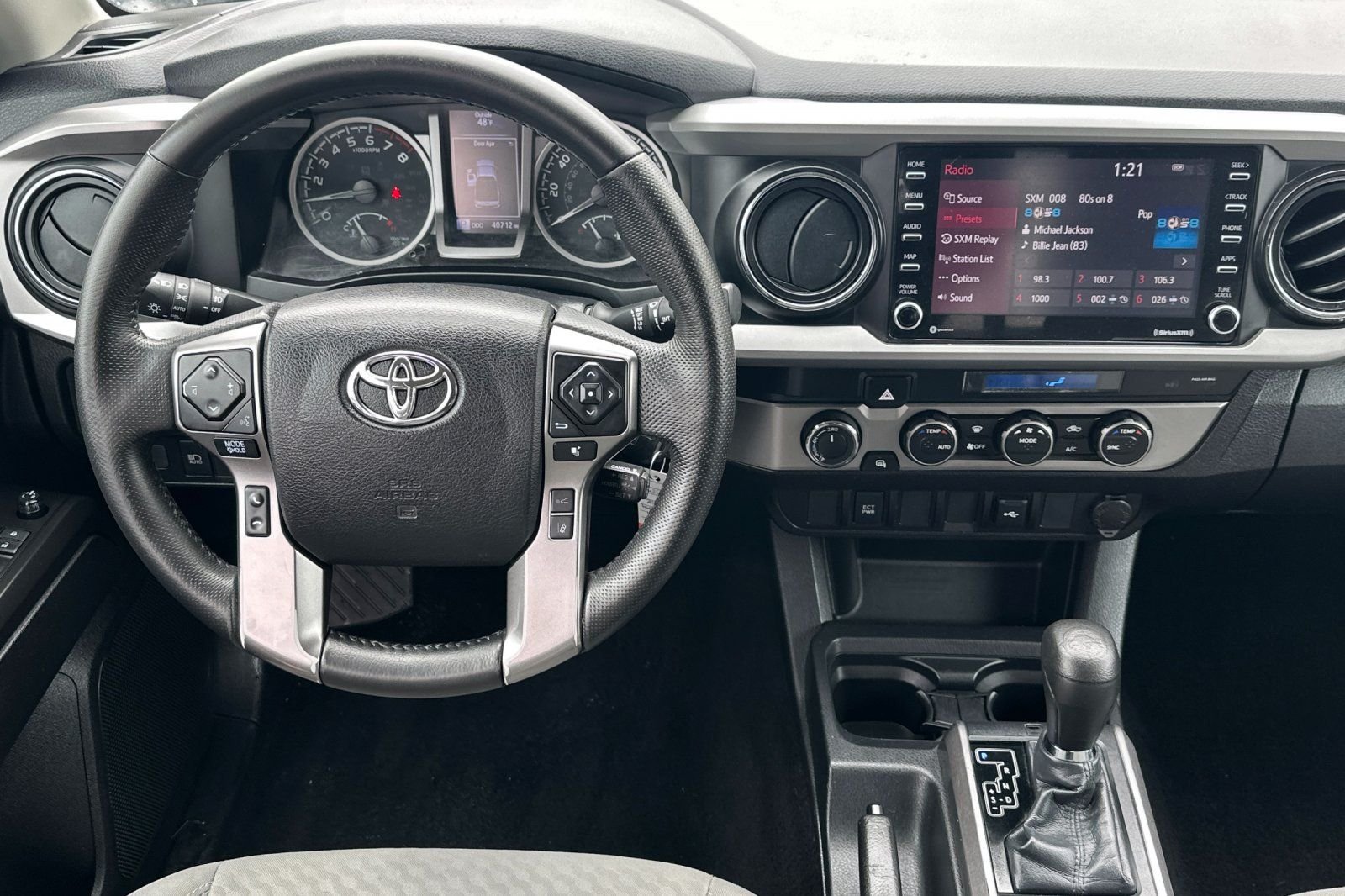 Used 2022 Blue Toyota SR5 image 14