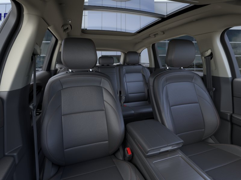 New 2026 Infinite Black Metallic Clearcoat Lincoln Premiere image 10