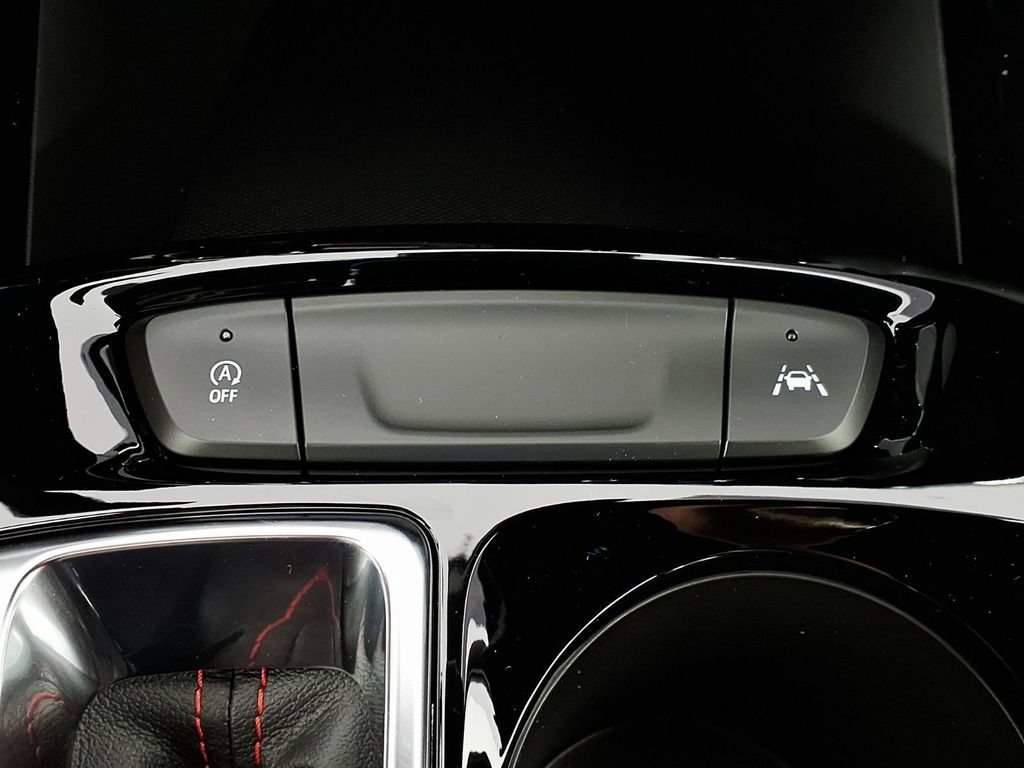 2026 Chevrolet Trax RS - Photo 21