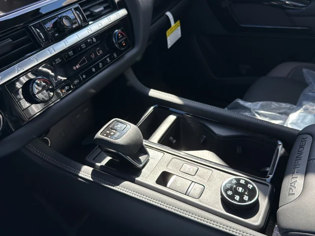 New 2026 Super Black Nissan Platinum image 21