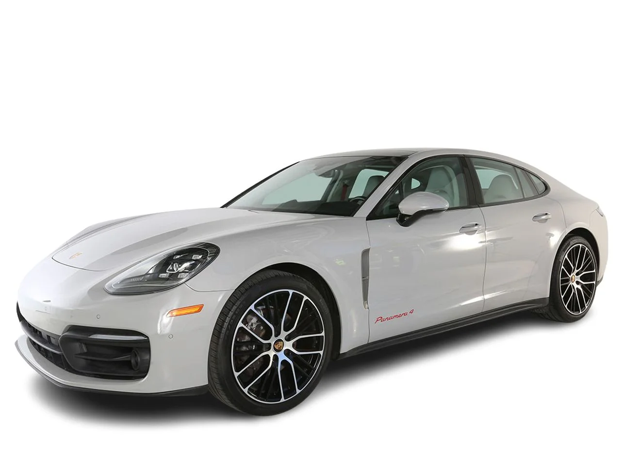 Used 2023  Porsche 4 Platinum Edition image 4