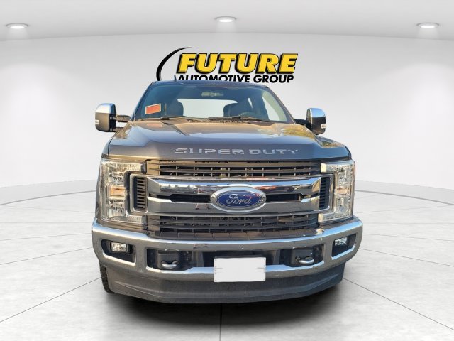 Used 2019 Gray Ford XLT image 2